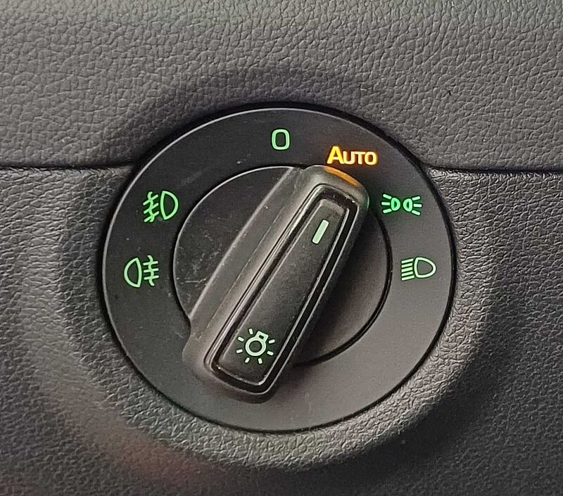 SKODA Octavia Drive TSI 7-Gang Automatik, Navi, Sitzheiz.