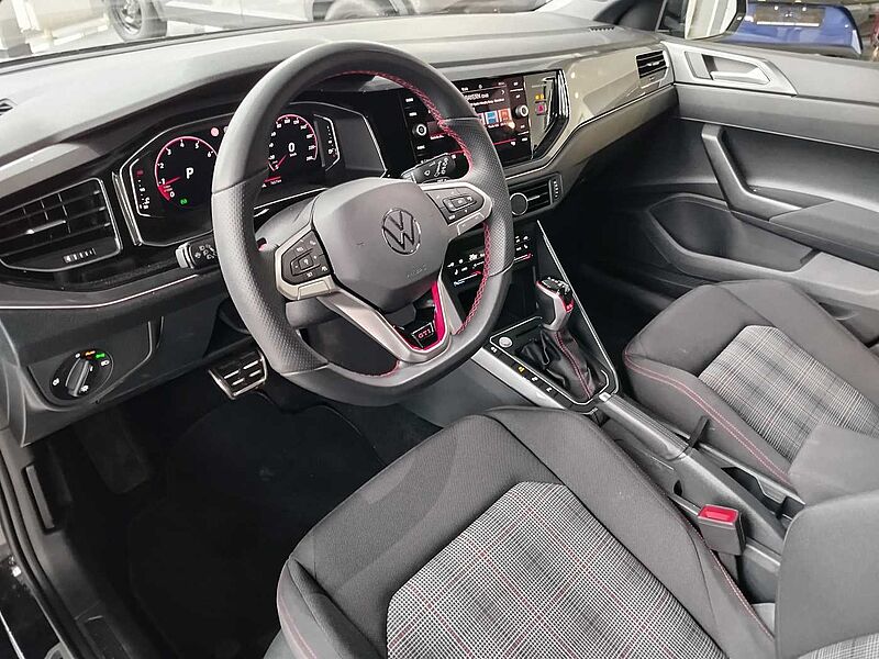 Volkswagen Polo VI GTI 2.0 TSI DSG *KAMERA/18 ZOLL*