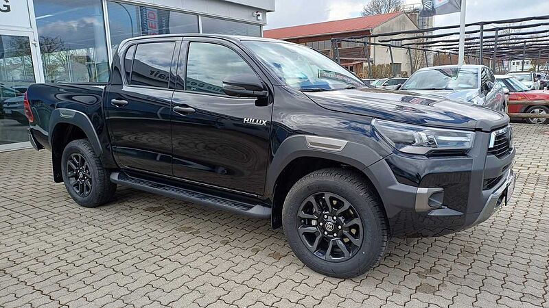 Toyota Hilux Invincible Double Cab 2.8 D-4D AUTOM. /NAVI/KAMERA