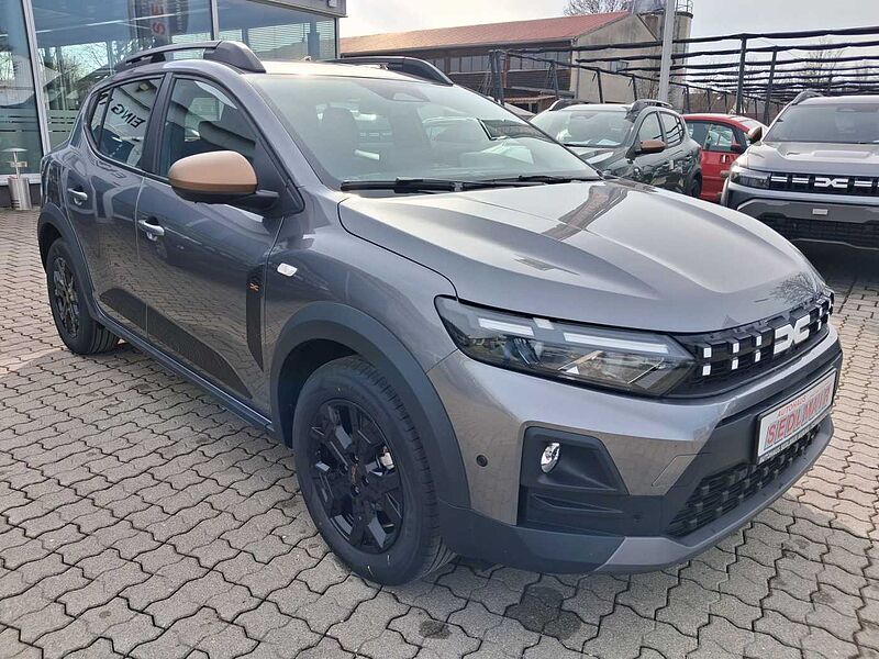 Dacia Sandero Stepway Extreme TCe 110 Winter-Technik-Drivingpaket