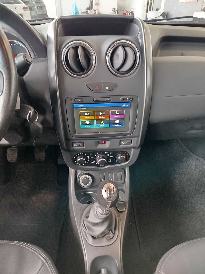 Dacia Duster SCe 115 4x4 Laureate *LEDERSITZE/SHZ/NAVI*