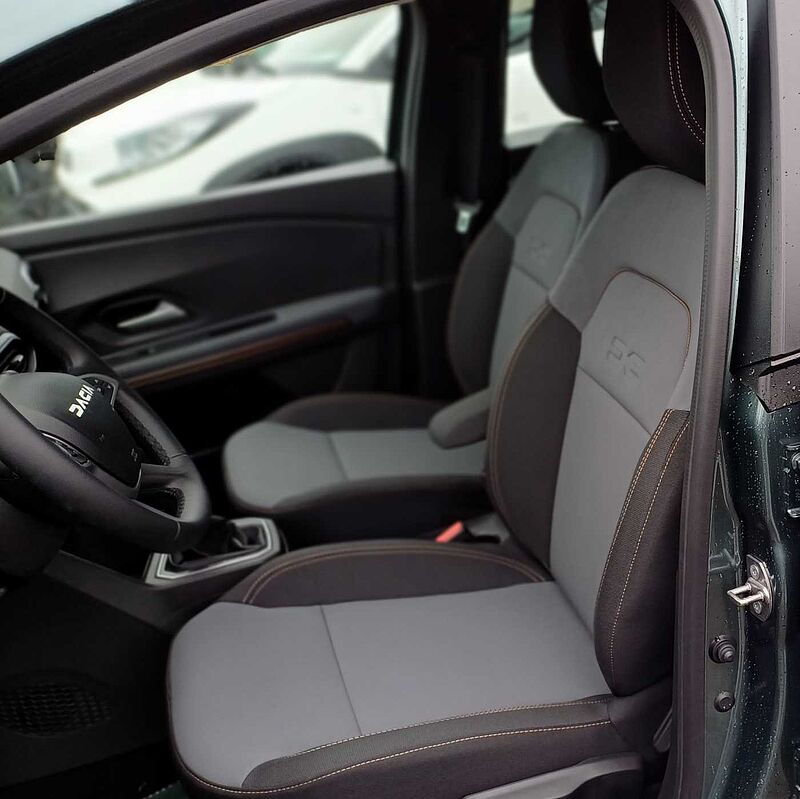 Dacia Sandero Stepway Extreme TCe 90 Automatik SHZ/NAVI/City PAK