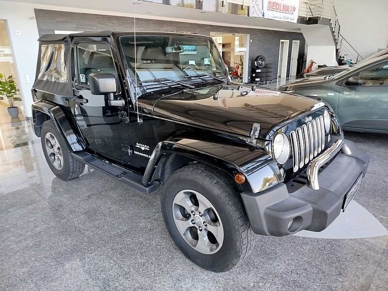 Jeep Wrangler Sahara 2.8 CRD Autom. AHK/SOFT+HARDTOP