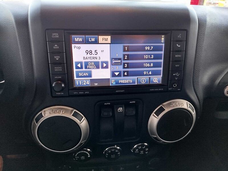 Jeep Wrangler Sahara 2.8 CRD Autom. AHK/SOFT+HARDTOP