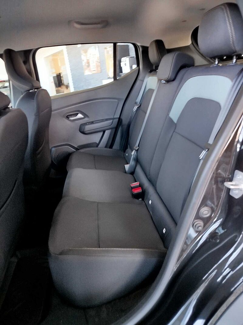 Dacia Sandero Stepway Extreme Eco-G 120 auto Winter/Technik/Driving