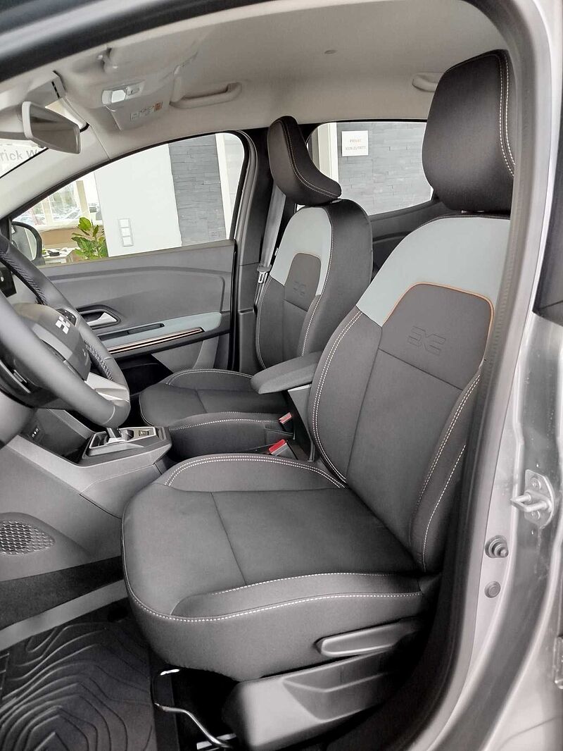 Dacia Sandero Stepway Extreme Eco-G 120 auto, AHK, Winter/Technik/Driving