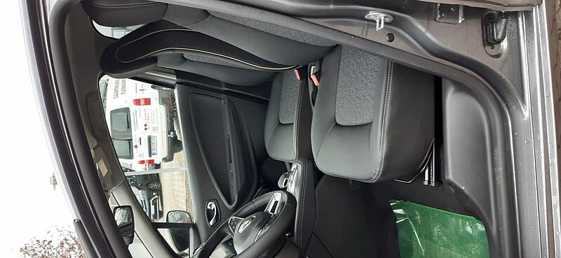 Renault ZOE Iconic EV50 135hp CCS, WiPa, Navi