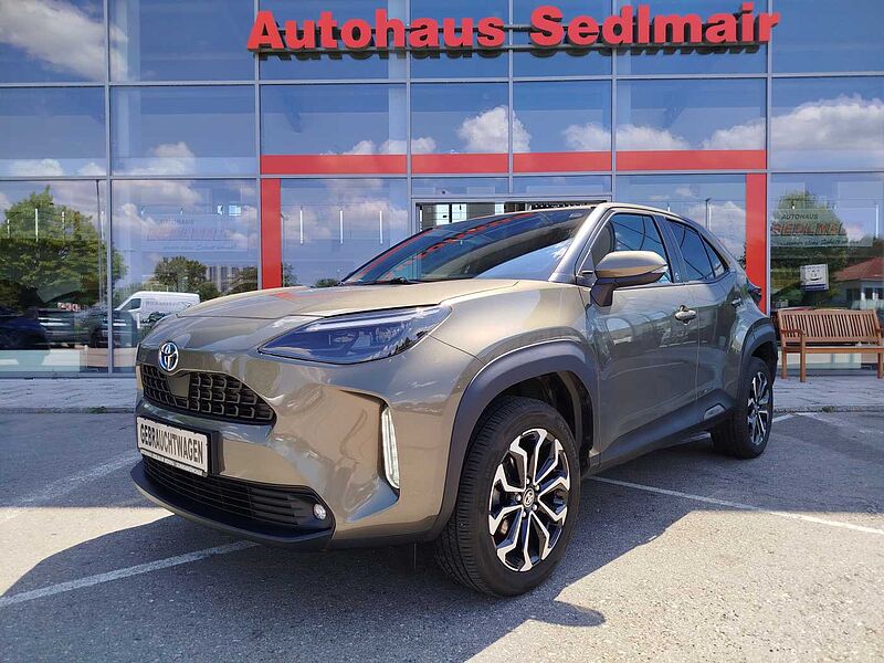 Toyota Yaris Cross Hybrid AWD-i Team Deutschland