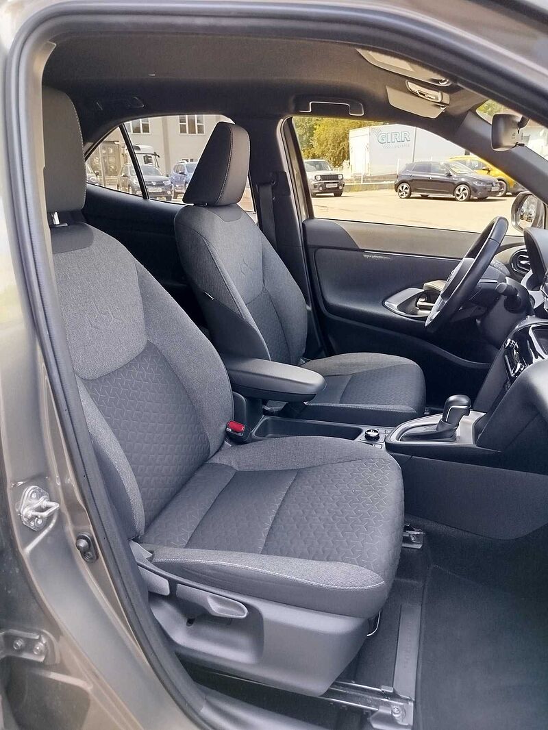 Toyota Yaris Cross Hybrid AWD-i Team Deutschland