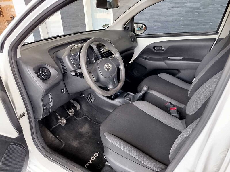 Toyota Aygo x, x-Business-Paket, Klima, ZV mit Funk