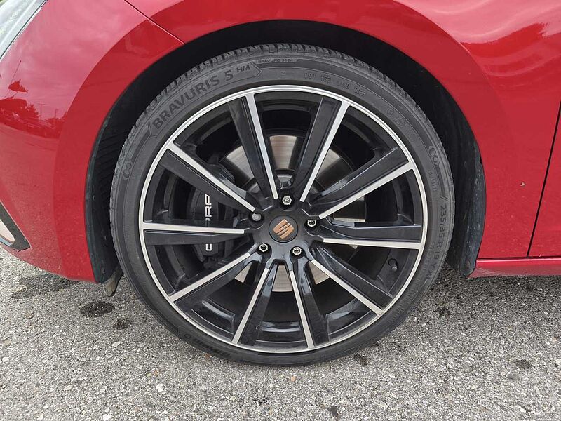 SEAT Leon ST Cupra 300 4Drive DSG PANO/KEYLESS/BEATS