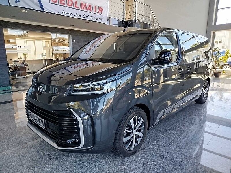 Toyota Proace Verso Team-D 8-Si. Autom. Behindertengerecht