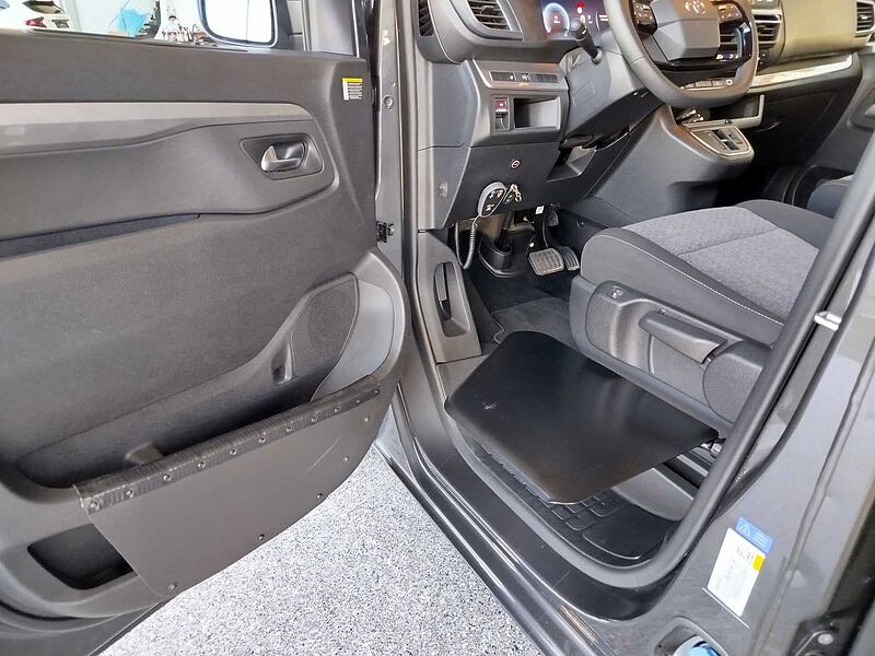 Toyota Proace Verso Team-D 8-Si. Autom. Behindertengerecht