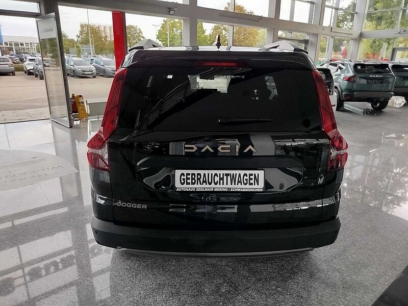 Dacia Jogger Extreme+ TCe 110 7-Sitzer NAVI/SHZ/KAMERA/PDC