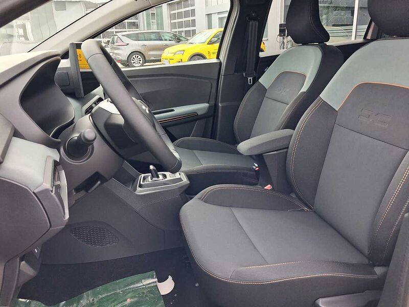 Dacia Jogger Extreme 1.8 Hybrid 155 5-Sitzer, Winter , Drive