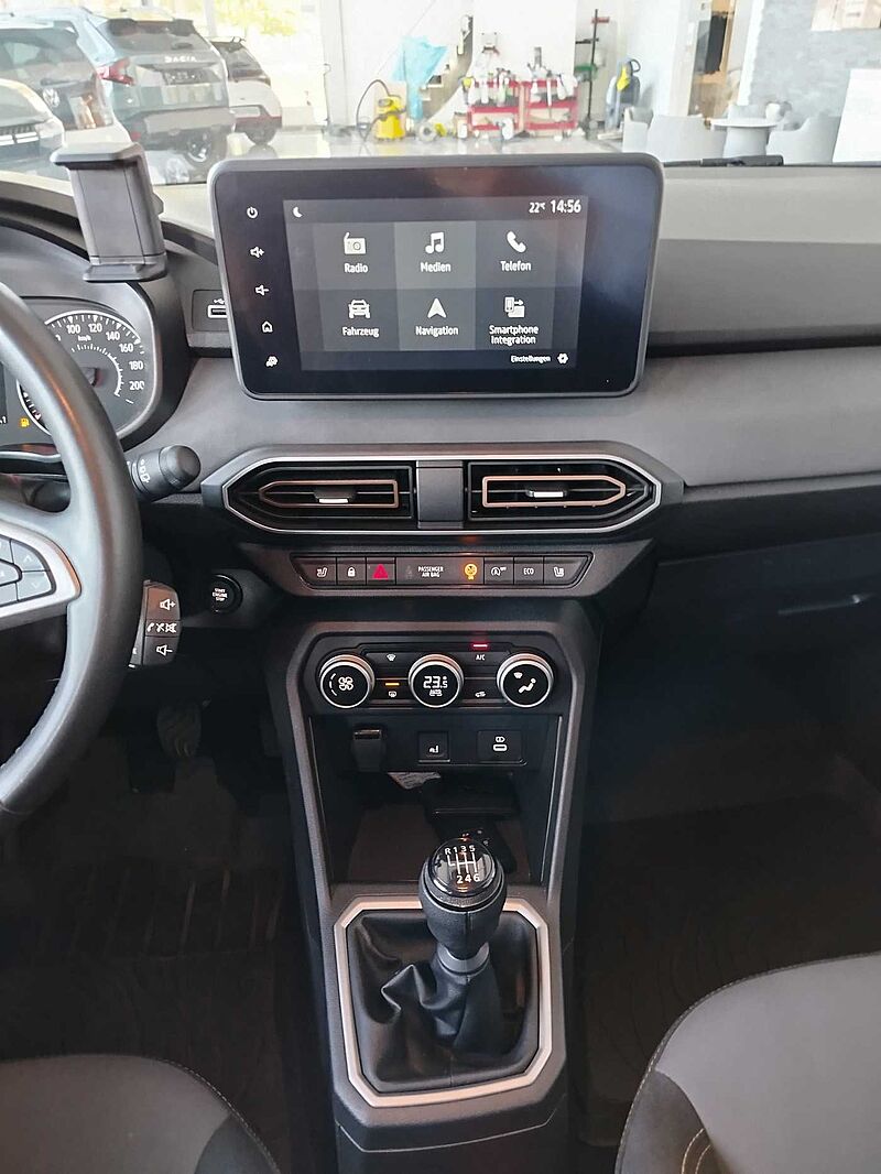 Dacia Jogger Extreme+ TCe 110 7-Sitzer NAVI/SHZ/KAMERA/PDC