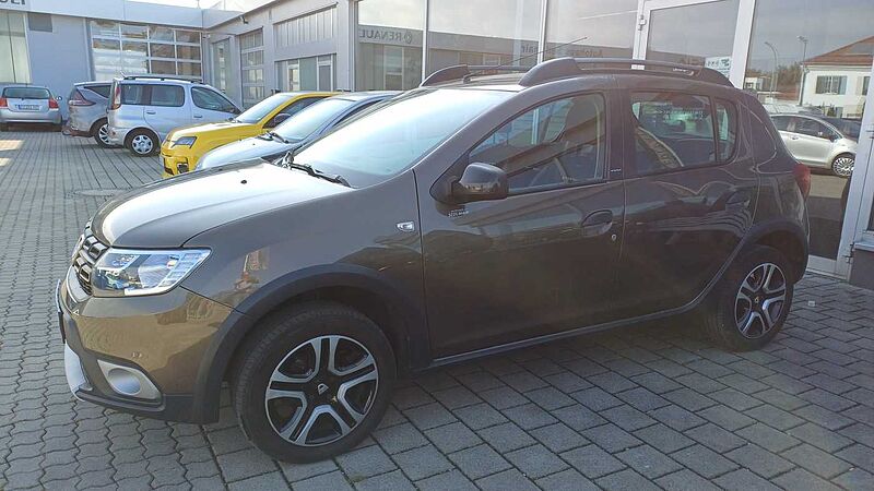 Dacia Sandero Stepway TCe 90 Navi, Kamera, PDC, ZV
