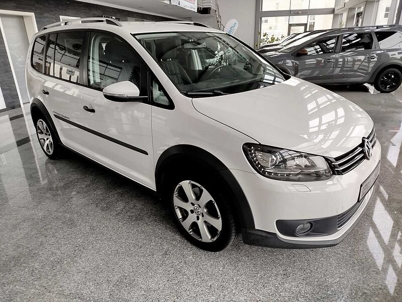 Volkswagen Touran Cross 2.0 TDI *AHK/SHZ/XENON/8-FACH*