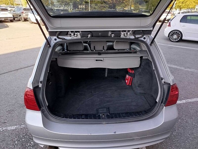 BMW 318i Touring *Klima/Pano/T&Uuml;V09/27*