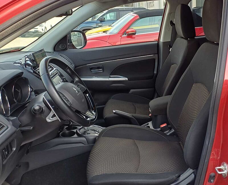 Mitsubishi ASX 4x4/Autom. /AHK/ PDC vo. + hi. /Kamera